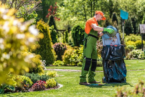 Cost of Lawn Cleaning Service in Gaithersburg