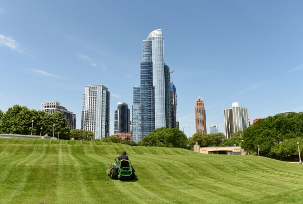 Cost of Corporate Lawn Mowing in Gaithersburg